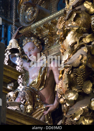 MAIN GOTISCHEN ALTER KATHEDRALE VON SAINT JAMES SANTIAGO DE COMPOSTELA GALIZIEN SPANIEN Stockfoto