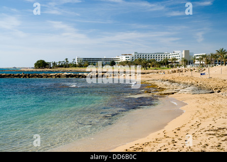 Strandszene, Paphos, Zypern. Stockfoto