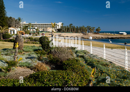 Strandszene, Paphos, Zypern. Stockfoto