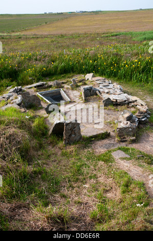 Die Bronzezeit Liddle oder Liddel Burnt Mound auf South Ronaldsay, Orkney. Stockfoto