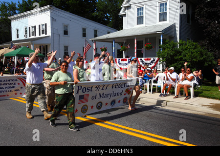 Post 9/11 Veterans of Maryland, die am 4th. Juli an den Unabhängigkeitstag-Paraden teilnehmen, Catonsville, Maryland, USA Stockfoto