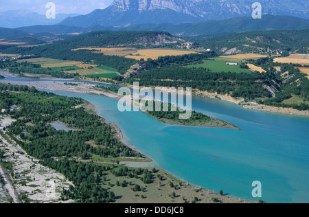 Luftaufnahme des Rio Cinca-Flusses in der Nähe von Ainsa, Aragon, Spanien Stockfoto