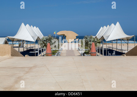 Dakar, Senegal. Place du Souvenir, ein Monument to Remember diejenigen in der Joola-Ferry-Katastrophe 2002 verloren. Stockfoto