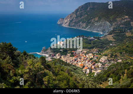 Vogelperspektive über Monterosso al Mare, Cinque Terre, Ligurien, Italien Stockfoto