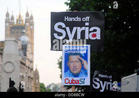 London UK 28. August 2013. Stoppen Sie die Krieg-Koalition-Demonstration vor Downing Street gegen westliche Intervention in Syrien Credit: siehe Li/Alamy Live News Stockfoto
