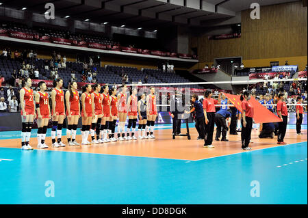 Sapporo, Hokkaido, Japan. 28. August 2013. China Team Gruppe Line-up (CHN) Volleyball: 2013 FIVB World Grand Prix, Finalrunde match zwischen Serbien 1-3 China in Hokkaido Prefectural Sportzentrum "Kitayell" in Sapporo, Hokkaido, Japan. © Ryu Makino/AFLO/Alamy Live-Nachrichten Stockfoto