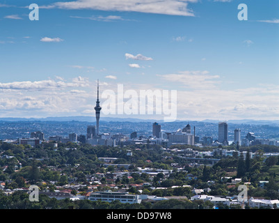 dh One Tree Hill AUCKLAND STADT NEUSEELAND Neuseeland Stadtbild Blick auf die Skyline der Stadt vom Aussichtspunkt Stockfoto