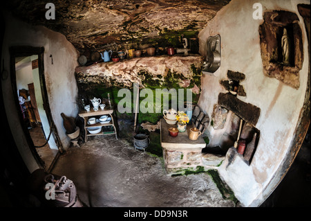 Höhlenwohnungen, die Wohnung in dem Dorf Graufthal, Elsass, Frankreich. Stockfoto