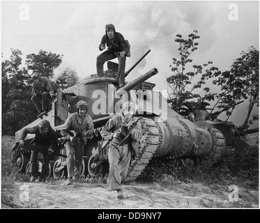 M-3 Tank cew Mitglieder, in der Ausbildung in Fort Knox, Ky., erhalten umfangreiche Praxis in der Erfüllung jeder Situation, die entstehen kann... - 196276 Stockfoto