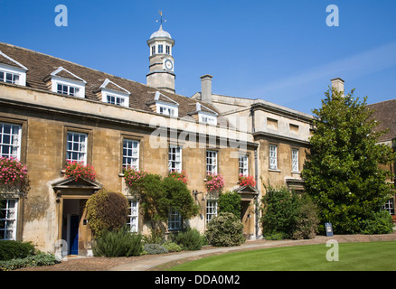 Erste Gerichtsgebäude Rasen Christi College der Universität Cambridge England Stockfoto