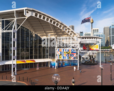 dh Darling Harbour SYDNEY AUSTRALIA NSW Entrance plaza Australian National Maritime Museum Hafen Museen Architektur Stockfoto