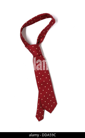 Roter Krawatte nicht so doll, schneiden Sie auf weißem Hintergrund Stockfoto