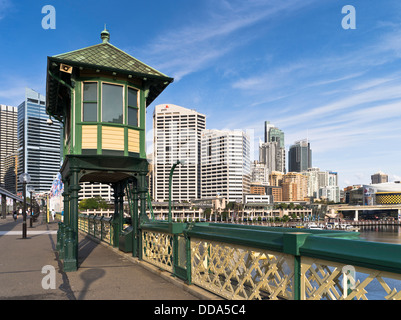 dh Darling Harbour SYDNEY Australien Pyrmont Bridge Skyline Wolkenkratzer der Stadt Stockfoto