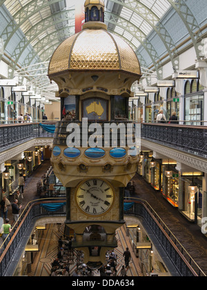 dh Queen Victoria Gebäude SYDNEY Australien Grand Einkaufszentrum Uhr Innenraum Stockfoto