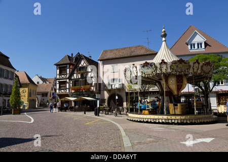 Karussell in Obernai im Elsass, Frankreich Stockfoto