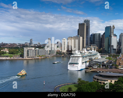 dh Sydney Harbour SYDNEY Australien Harbour City Fähren Fähre Passenger terminal Schiff Wolkenkratzer Antenne Stockfoto