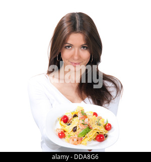 Frau will essen Spaghetti Nudeln mit Garnelen-italienische Küche auf weißem Hintergrund Stockfoto