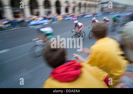 Frankreich, Paris (75), Rue de Rivoli, Tour de France Stockfoto