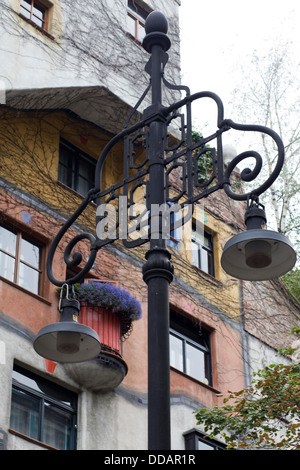 Berühmten Hundertwasserhaus Wohnungen in Wien Stockfoto