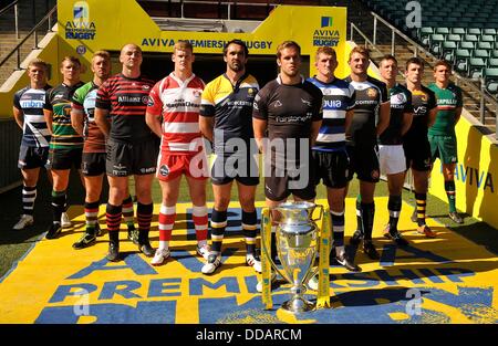 London, UK. 29. August 2013. Kapitäne stellen während der Aviva Premiership Saison Start 2013 / 2014 im Twickenham Stadion am 29. August 2013 in London, England. Bildnachweis: Aktion Plus Sport/Alamy Live-Nachrichten Stockfoto