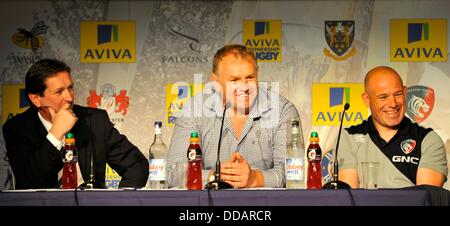 London, UK. 29. August 2013. Dean Richards spricht den Newcastle Falcons Direktor des Rugby während des Besuchs der Aviva Premiership Saison Start 2013 / 2014 im Twickenham Stadion am 29. August 2013 in London, England. Bildnachweis: Aktion Plus Sport/Alamy Live-Nachrichten Stockfoto