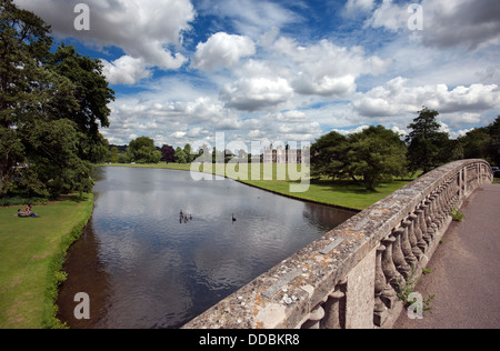 Audley End House von Hauptstraße, Saffron Walden, Essex, England, UK. 8-2013 Stockfoto