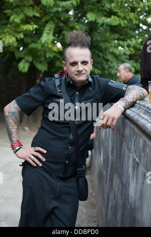 Gothic Music Festival ENTREMURALHAS, das im Schloss von Leiria in Portugal stattfindet. Stockfoto