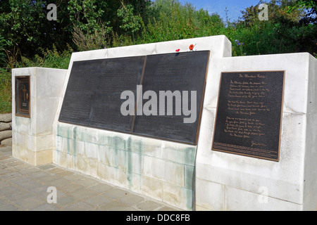 Ersten Weltkrieg ein Denkmal für kanadische Dr John McCrae, schrieb das Gedicht In Flanders Fields, Ypern, West Flandern, Belgien Stockfoto