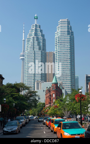 GOODERHAM BUILDING (©DAVID ROBERTS JR 1892) BROOKFIELD PLACE (© BREGMAN & HAMANN 1992) FRONT STREET TORONTO ONTARIO KANADA Stockfoto