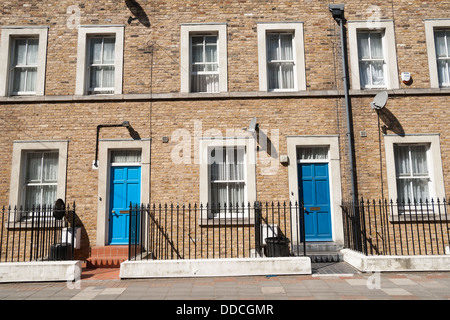 Zwei blaue Türen. Stockfoto