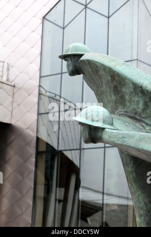 Juno Beach Besucherzentrum Statue und Denkmal. Courseulles-Sur-Mer, Normandie, Frankreich Stockfoto