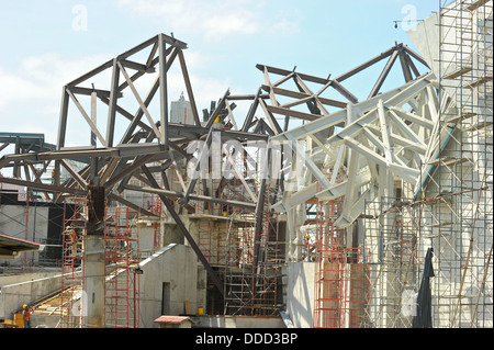Panamas Biomuseo, entworfen von Frank Gehry, im Bau. Stockfoto