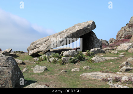 Arthurs Quoit, neue Steinzeit Grabkammer, Str. Davids Kopf, Pembrokeshire, Wales, Großbritannien, Deutschland, UK, Europa Stockfoto