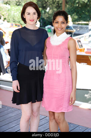 MICHELLE DOCKERY FRIDA PINTO MIU MIU Frauen TALES. &#XA; 70. Venedig FILM FESTIVAL LIDO Venedig Italien 31. August 2013 Stockfoto