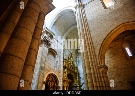 Se Kathedrale, 12./13. Jahrhundert Festungskirche, äußere Innenansichten, Porto, Porto, Portugal Stockfoto