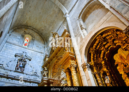 Se Kathedrale, 12./13. Jahrhundert Festungskirche, äußere Innenansichten, Porto, Porto, Portugal Stockfoto