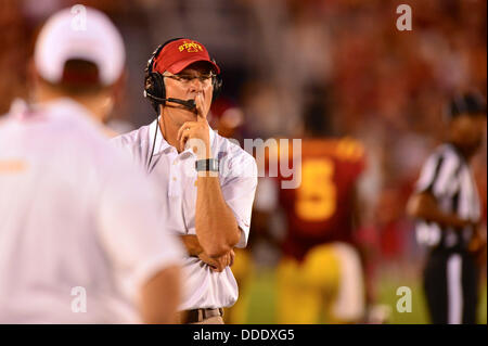 31. August 2013 - Ames, Iowa, Vereinigte Staaten von Amerika - 31. August., 2013: Iowa State Head Coach Paul Rhoads während der NCAA Football Spiel zwischen den Iowa State Zyklonen und Northern Iowa Panthers im Jack Trice Stadium in Ames, Iowa... KE-Lu/CSM Stockfoto