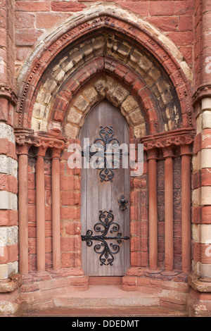 Tür oder Portal in St. Magnus Kathedrale, Kirkwall, Orkney, Schottland, Großbritannien Stockfoto