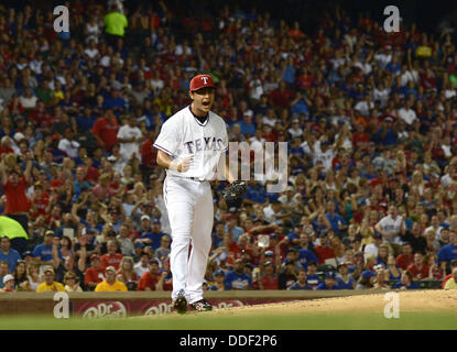 Yu Darvish (Rangers), 30. August 2013 - MLB: Yu Darvish der Texas Rangers feiert während der Major League Baseball Spiel gegen die Minnesota Twins bei Rangers Ballpark in Arlington in Arlington, Texas, Vereinigte Staaten von Amerika. (Foto: AFLO) Stockfoto