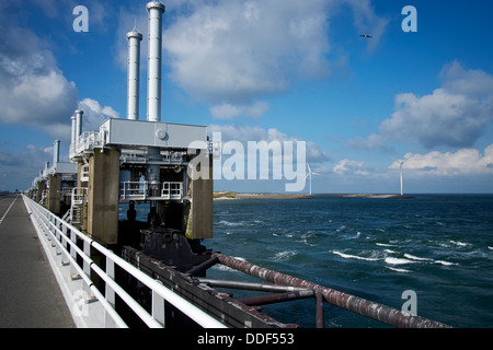 Sperrwerks, Pijlerdam, ein Teil des Deltas arbeitet, Zeeland, Niederlande Stockfoto