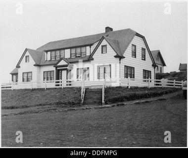 Das Government House auf St. Paul Island, Alaska, dient als Verwaltungszentrum der Insel. Sie spielt eine Schlüsselrolle bei der lokalen Verwaltung und der Führung der Gemeinden. Stockfoto