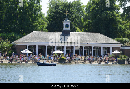 Serpentine Lido und See, Hyde Park, London, England, UK Stockfoto