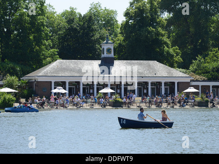 Serpentine Lido und See, Hyde Park, London, England, UK Stockfoto