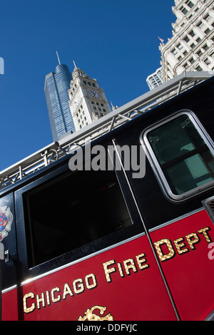 FEUERWEHRAUTO ROT CHICAGO DOWNTOWN CHICAGO ILLINOIS USA Stockfoto