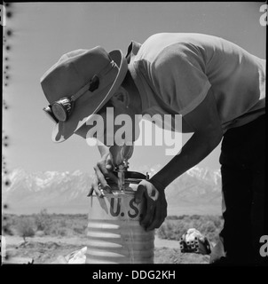 Manzanar Relocation Center, Manzanar, Kalifornien. Masaro Takahashi, 19, komödienhaften Bauer aus Malibu... 538535 Stockfoto