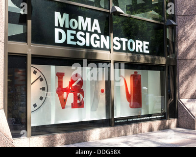 MoMA Design Store außen auf der West 53rd Street, NYC Stockfoto