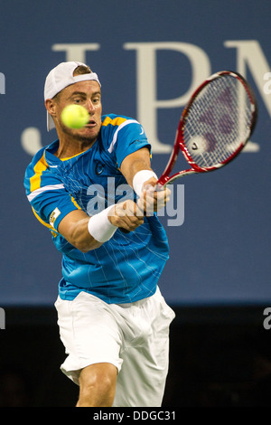 Lleyton Hewitt (AUS) im Wettbewerb um die 2013 US Open Tennis Championships. Stockfoto