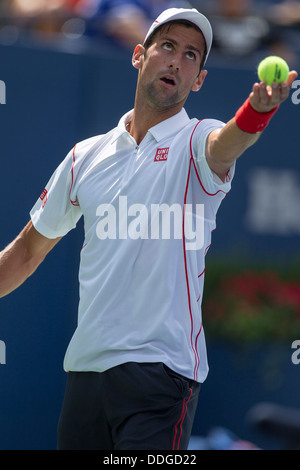 Novak Djokovic (SRB) im Wettbewerb um die 2013 US Open Tennis Championships. Stockfoto