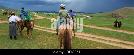 Mongolei, Ovorkhangai Provinz, Burd, das Naadam-fest, Pferde Rennen Stockfoto