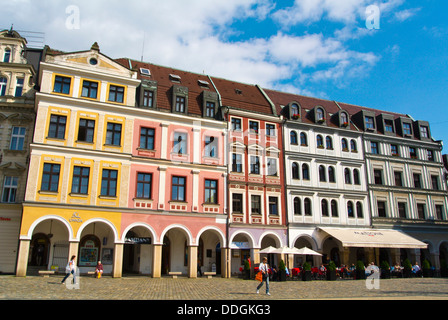 Benesovo Namesti Platz Liberec Stadt Krajský Soud Region Nord Böhmen-Tschechien-Europa Stockfoto